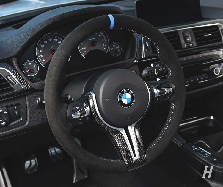 Performance V1 Carbon Fiber Steering Wheel Center Trim Piece - F80 M3 | F82 / F83 M4 | F87 M2