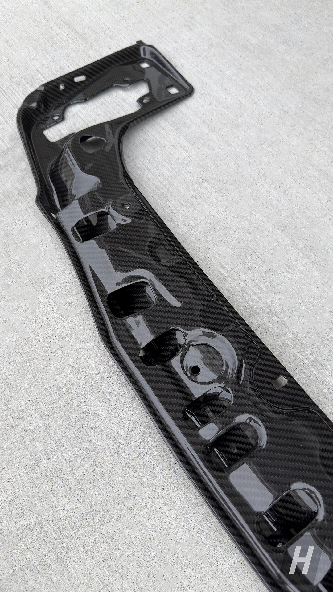Dry Carbon Radiator Support Brace - F80 M3 | F82 / F83 M4 | F87 M2 | F2X 2-Series | F3X 3-Series