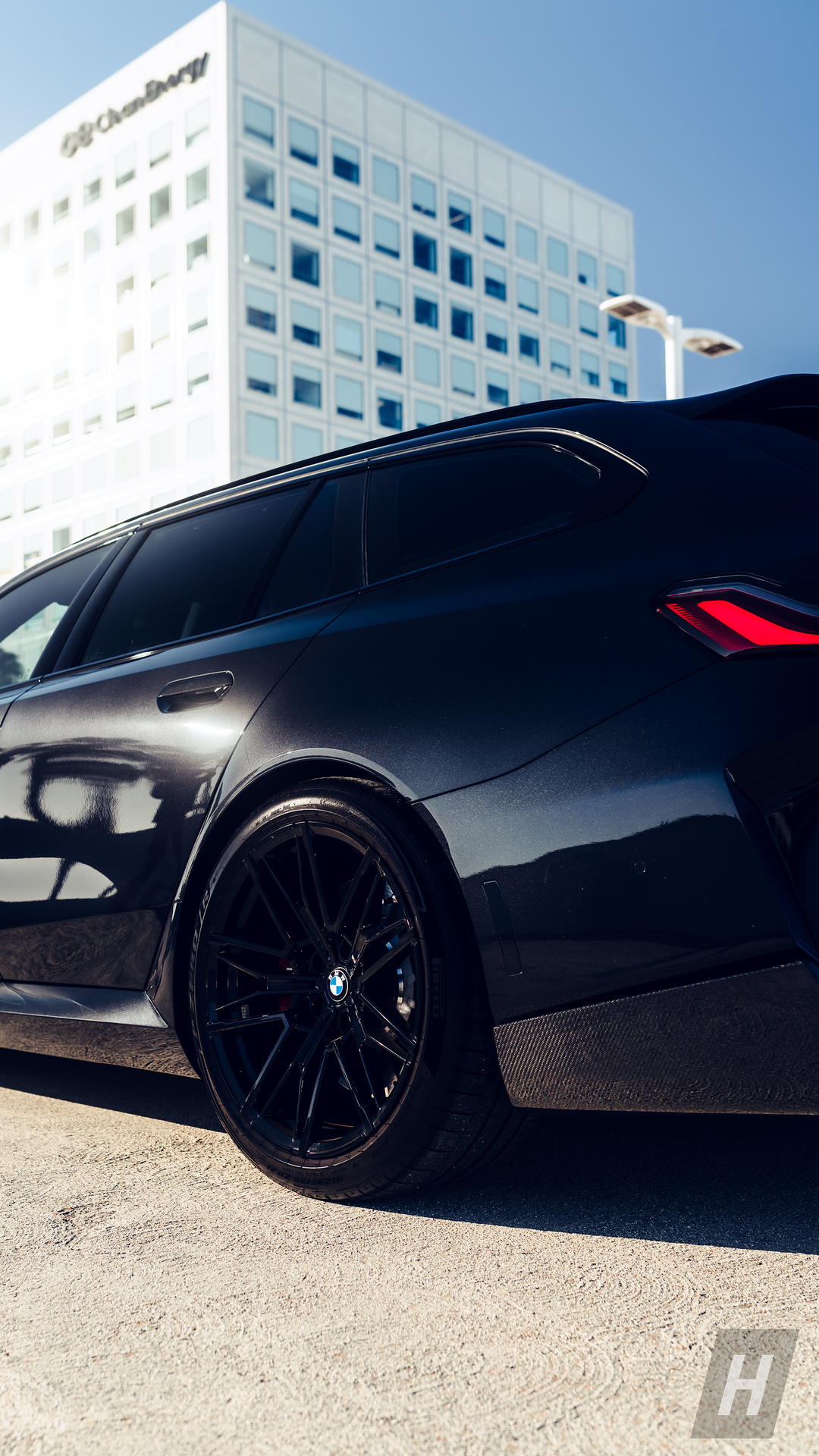 Performance V1 Carbon Fiber Diffuser - G90 M5