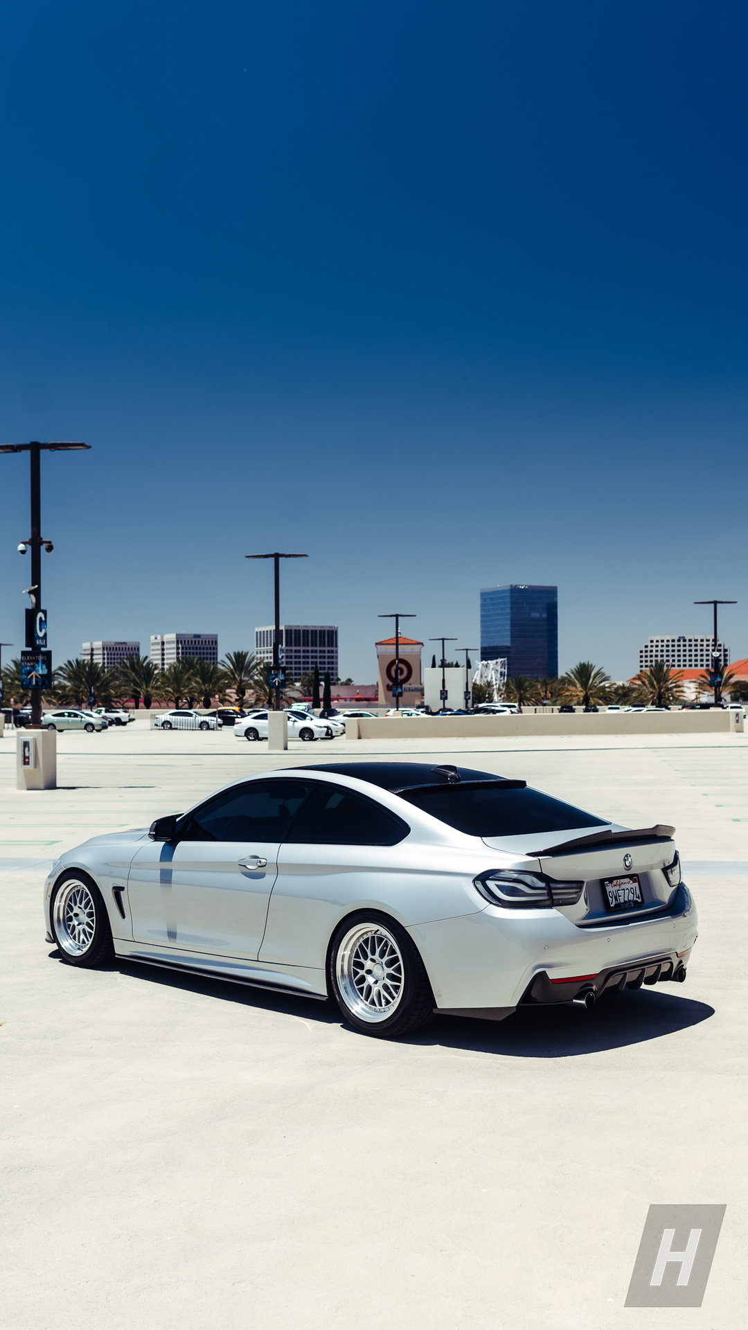 Performance V1 Carbon Fiber Side Skirts - F32 4-Series