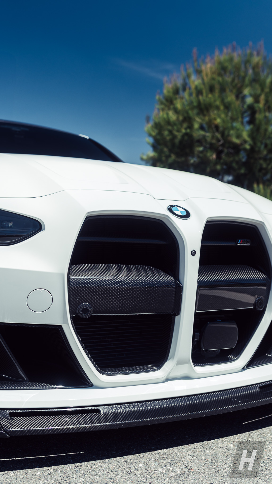 VR2 (V Style) 1-Piece Carbon Fiber Front Grill - G80 M3 | G82 / G83 M4