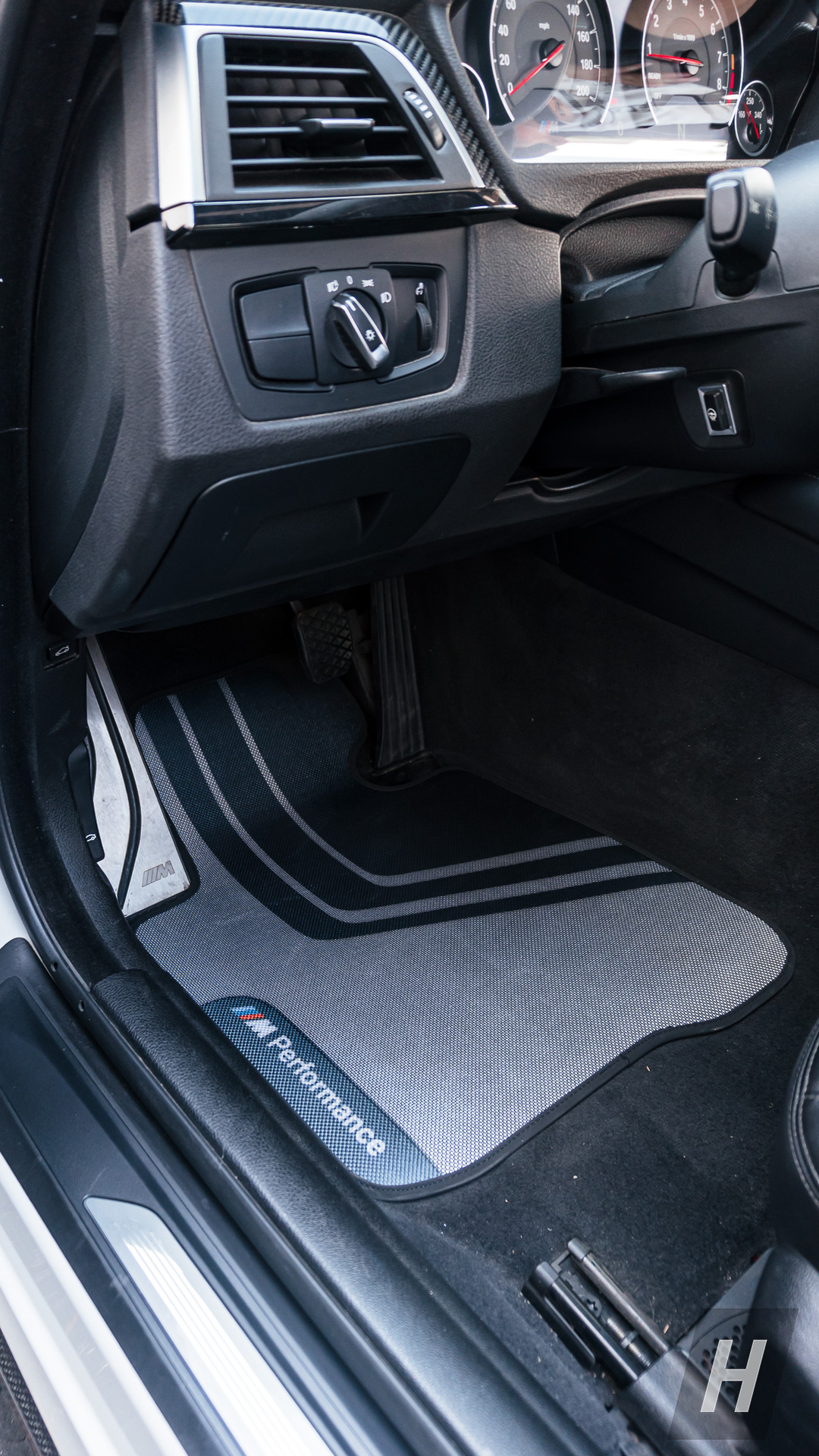 OEM BMW M Performance Floor Mats Front Set - F30 3-Series | F80 M3 (51-47-2-407-303)