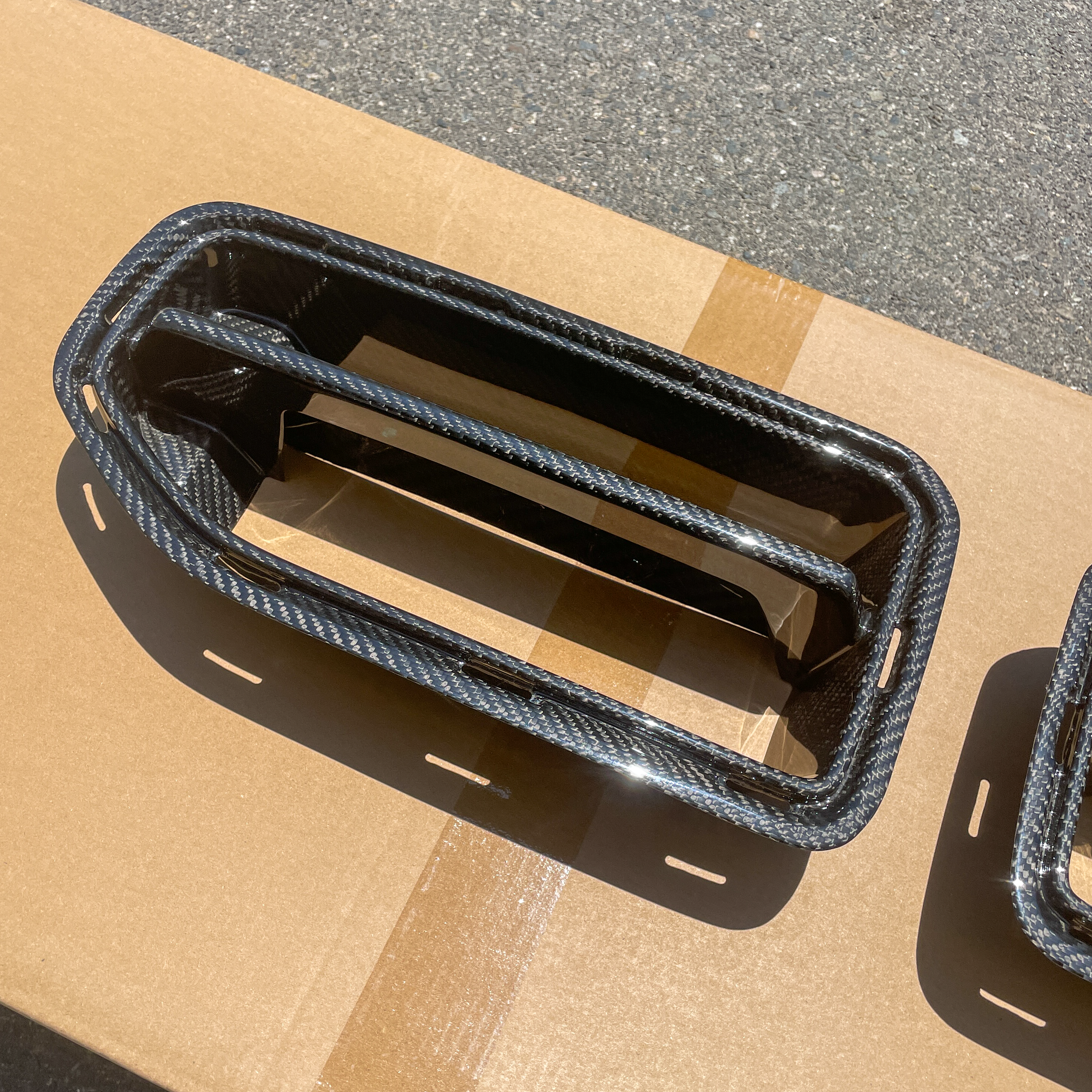 VR1 Dry Carbon Fiber Front Grill - G87 M2