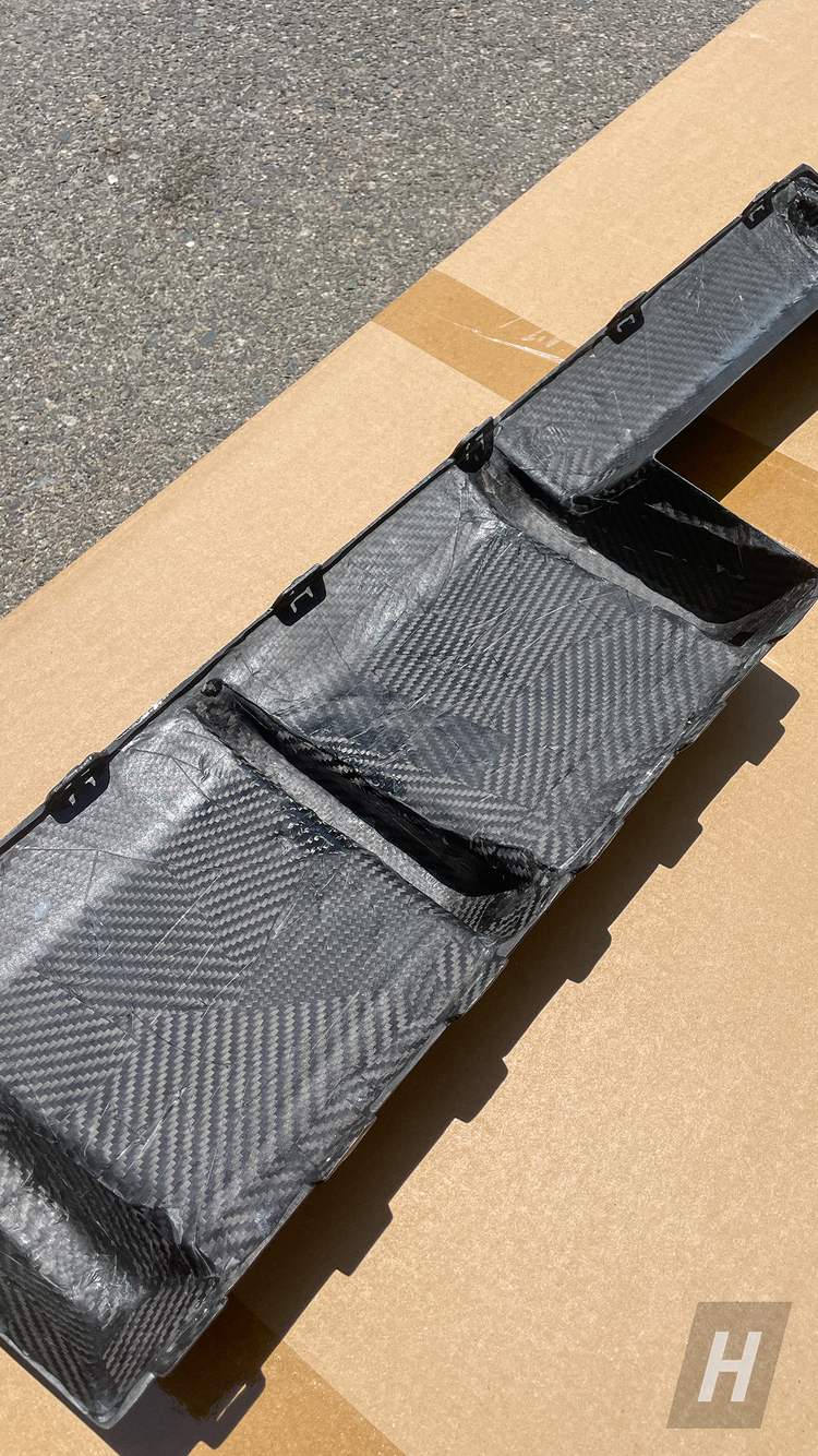 Performance V1 Carbon Fiber Diffuser - G87 M2