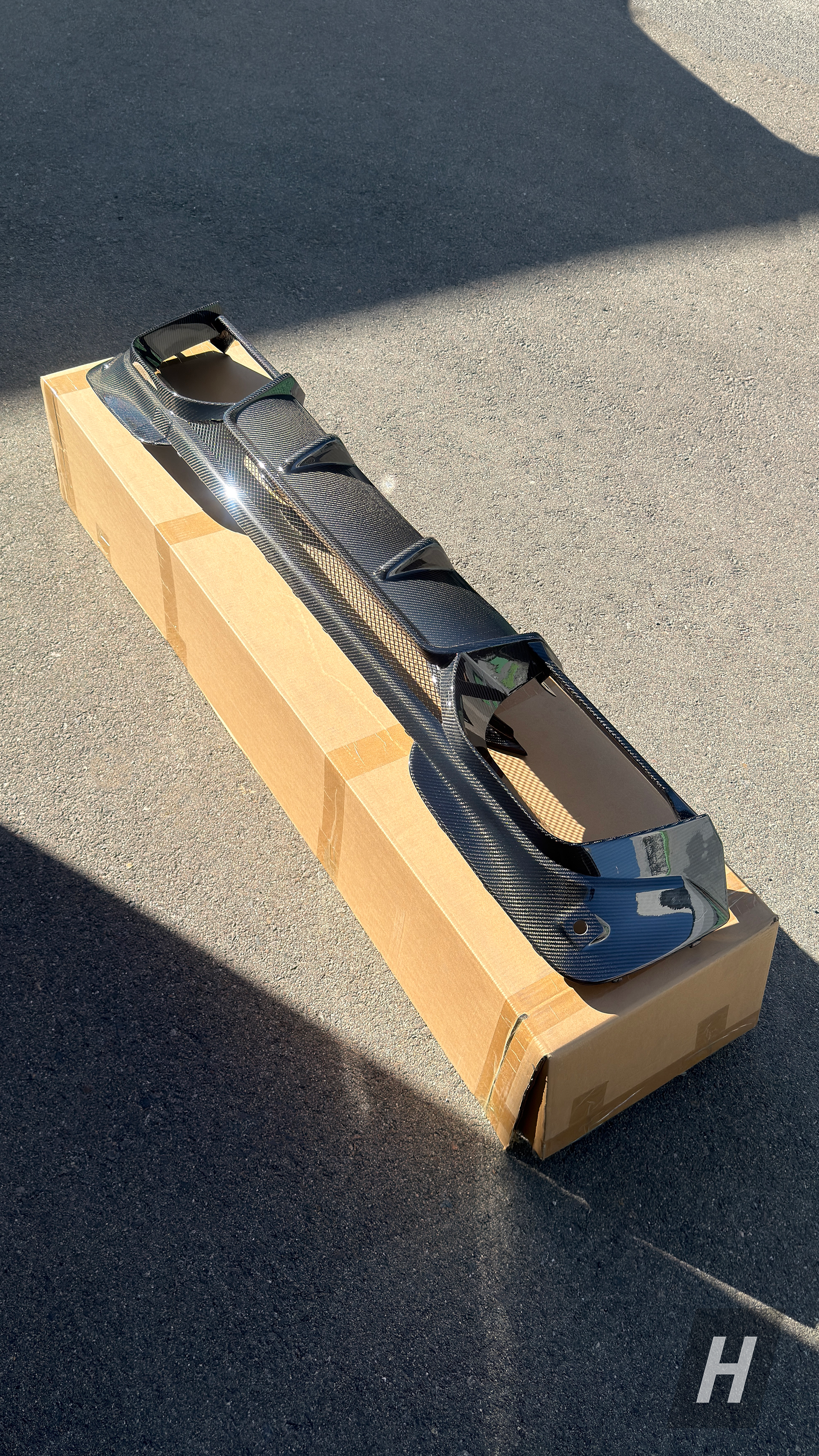 Performance V1 Carbon Fiber Rear Diffuser - F97 X3M - Image 2