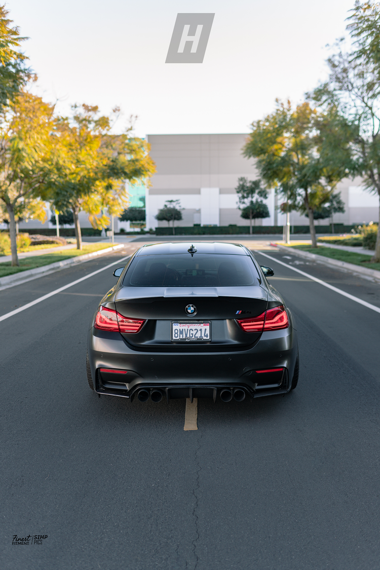 PERFORMANCE V1 TRUNK LIP / SPOILER - F82 M4